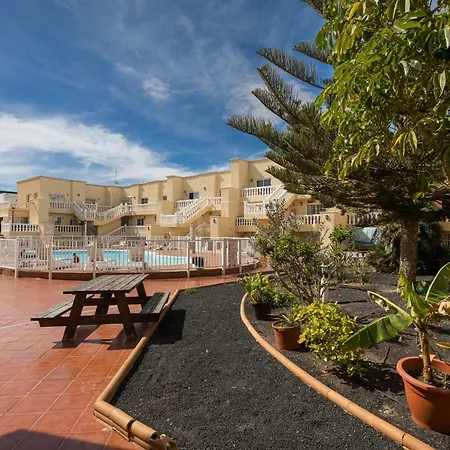 2br Arenas House - Terrace & Pool Apartment